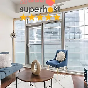  Holiday home Waterfront 1 Bdr, 2bed, Cn Tower, Parking 4 Guests